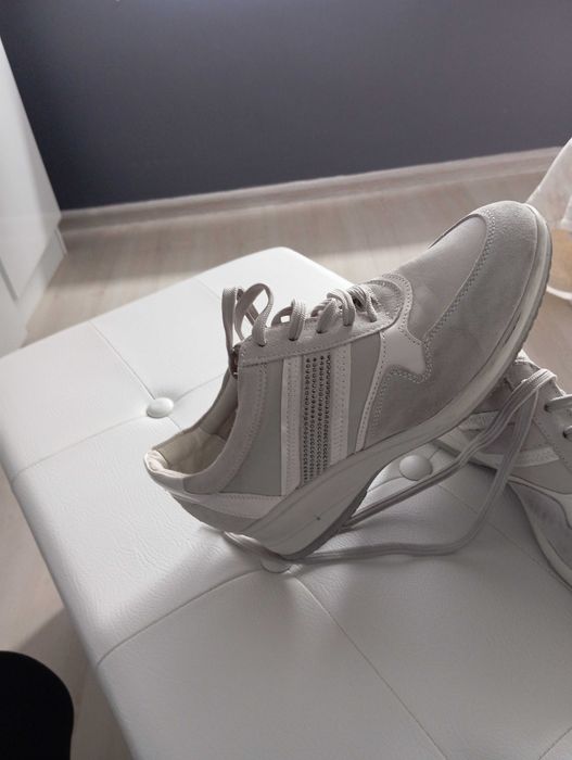 Нови обувки, естествена кожа номер 39