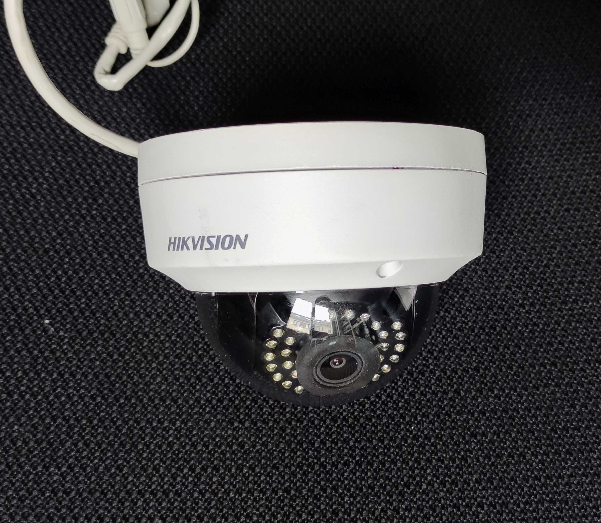 IP цифрова камера за видеонаблюдение Hikvision 4MP