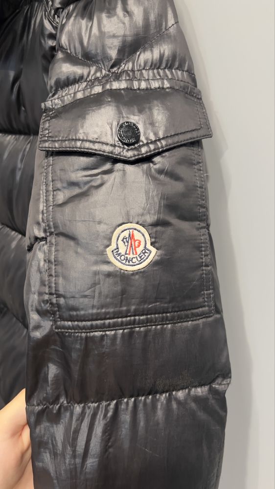 Зимно яке MONCLER + качулка