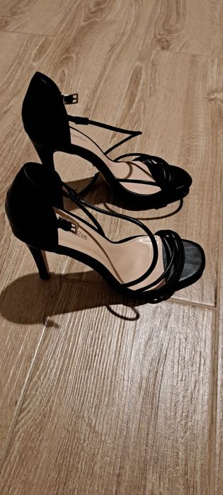 Vand sandale negre