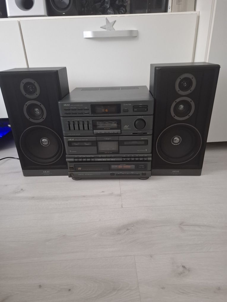 Sistem audio Akai cu boxe model AC-M393L echipament original