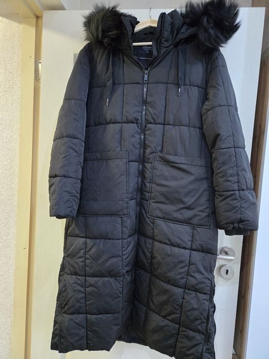 Дълга зимна шуба