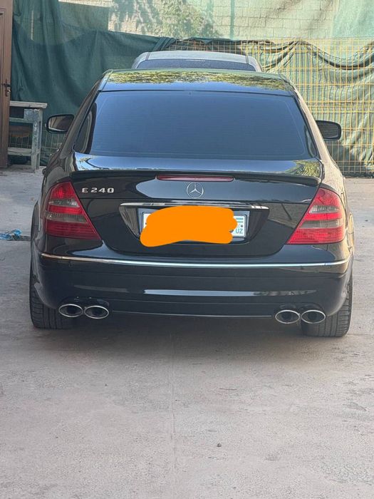 Mercedes Benz w211 E240