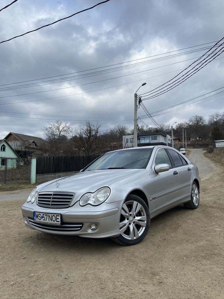 Mercede-Benz C200