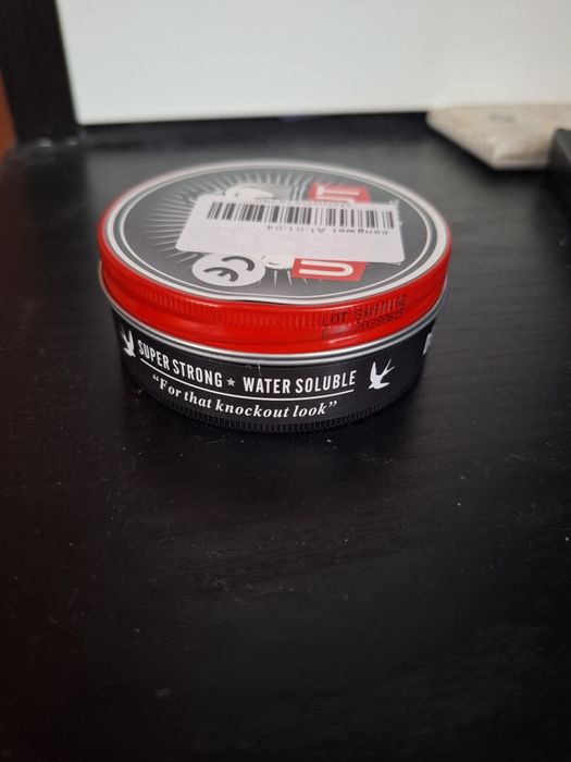 Помада за коса uppercut deluxe pomade