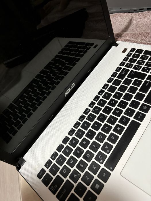 laptop uri de vanzare