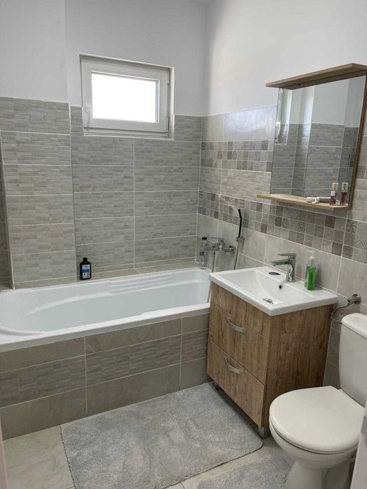 PROPTIETR, inchiriez apartament 3 camere SIBIU