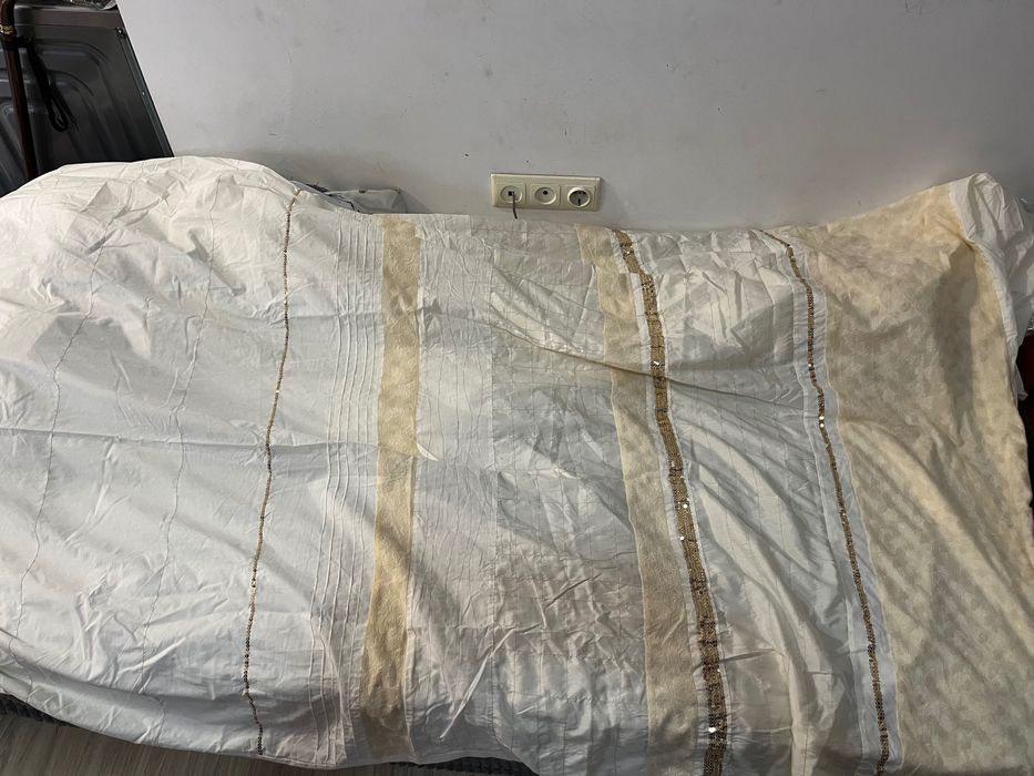 Калъф луксозен за завивка  ESSENZA