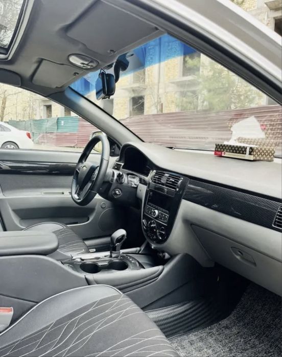 Продам свою машину Жентра (ласетти) 2016 год