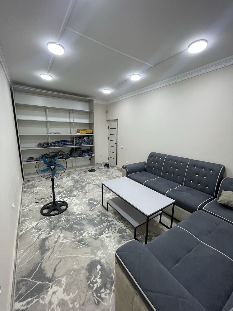 Office Sotiladi. Chorsu Mumtoz to’yxona va Jar Stadion ro’parasida.