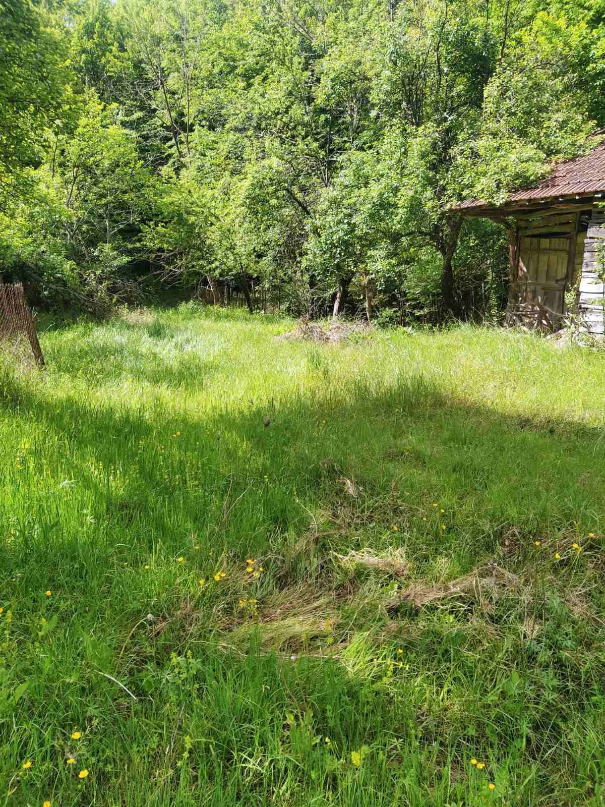 Продавам къща с.Горни Дамяновци -Прозорковци общ Трявна