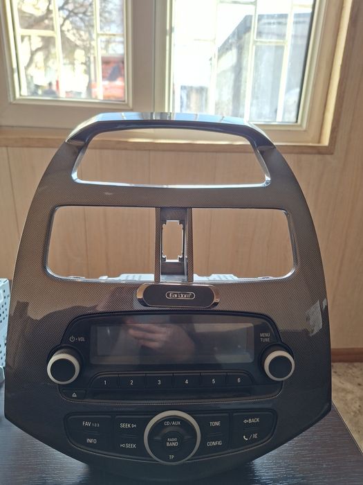 Спарк, Йупка, Магнитафон, Кнопка Заводской Равон.