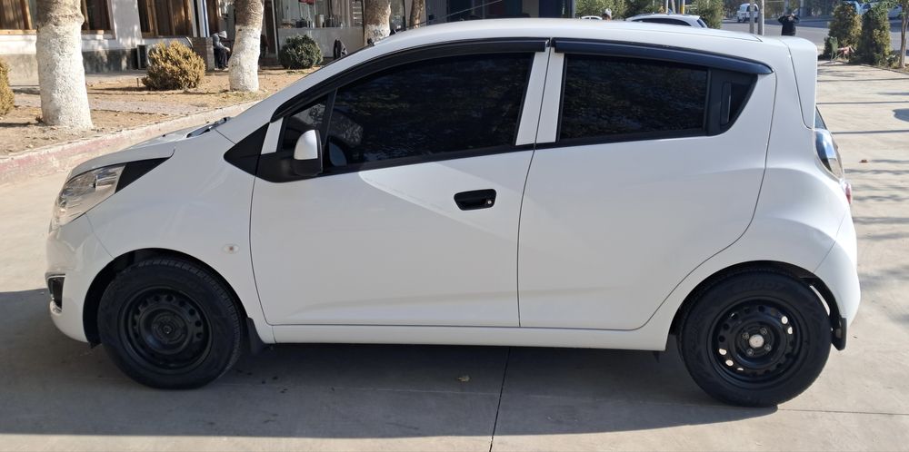 Chevrolet Spark - 2012 автомат, 1 литр двигатель, 92000км, 5,300$!