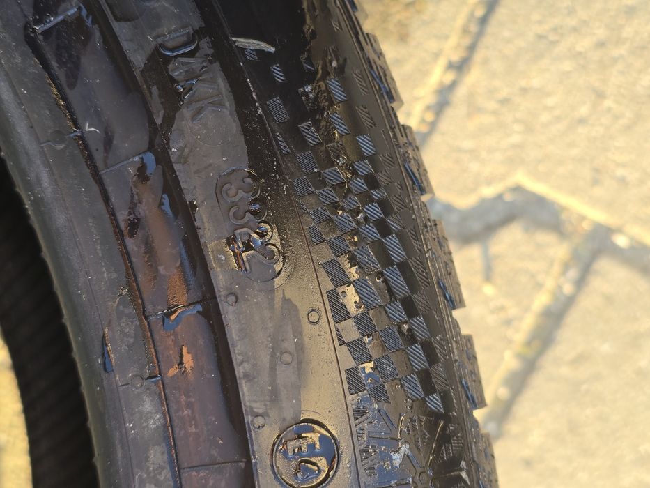 255 40 20 Continental