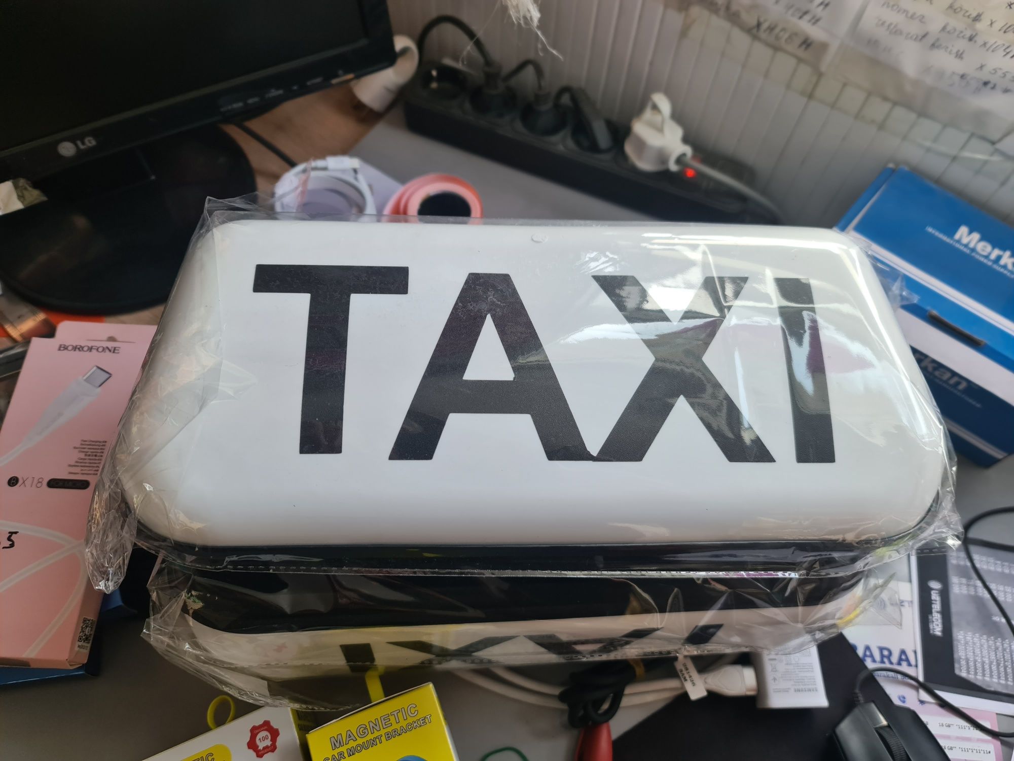 Taxi tablichkalar sotiladi yangi