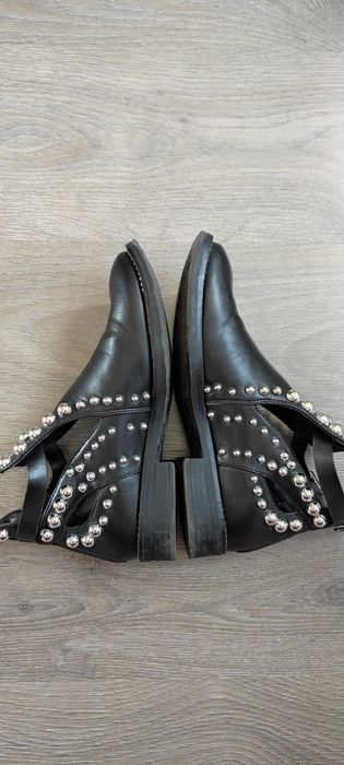 Ефектни дамски обувки