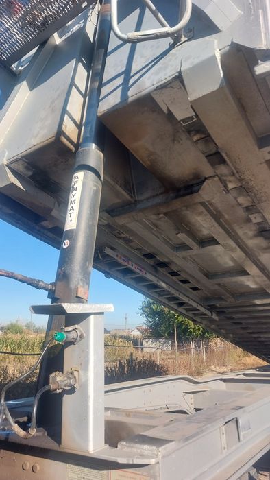 Vând ansamblu cereale!