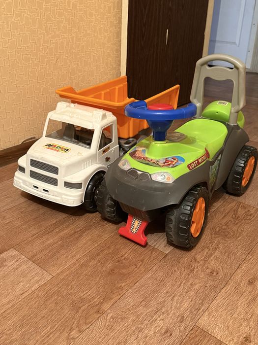 Детские большие машинки каталки