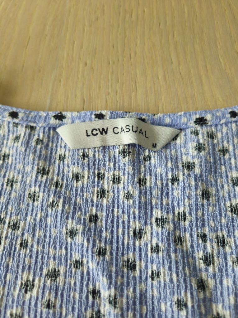 Rochie cu volane