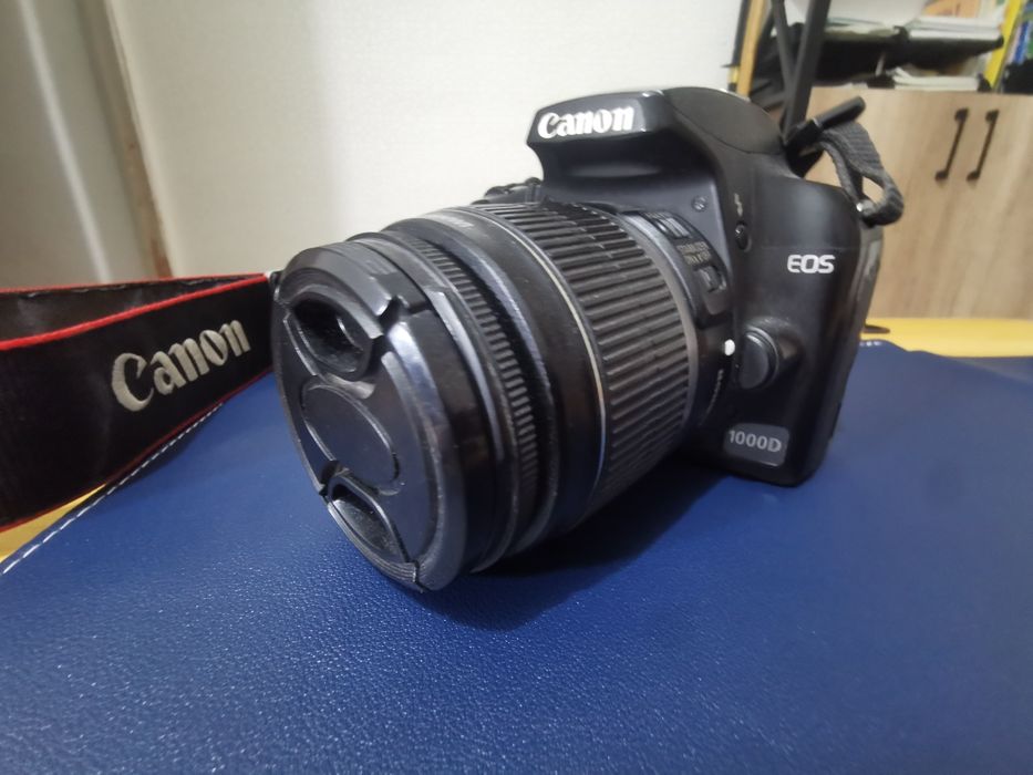Фотоаппарат Canon Eos 1000D