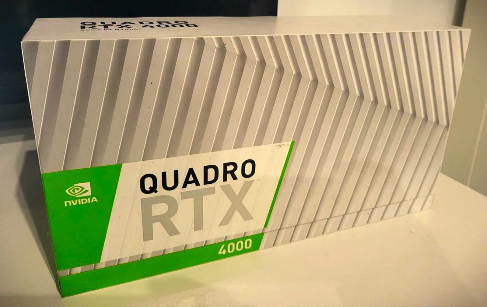 Vând Placă Video Quadro RTX 4000 Nouă - pentru Profesioniști