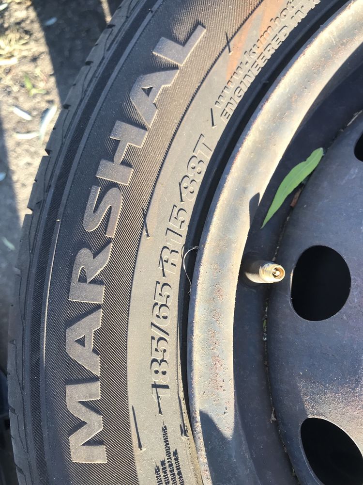 Джанти с гуми фиат 185/65/15 дот23