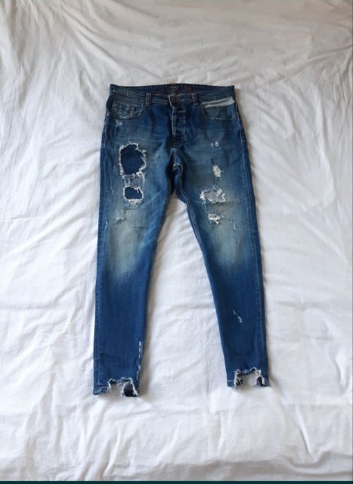 Blugi     Pull&Bear  .