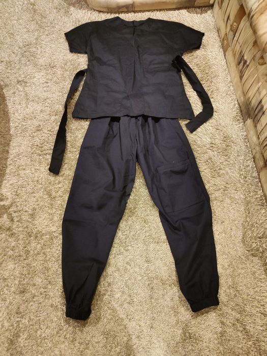 Costum medical asistenta