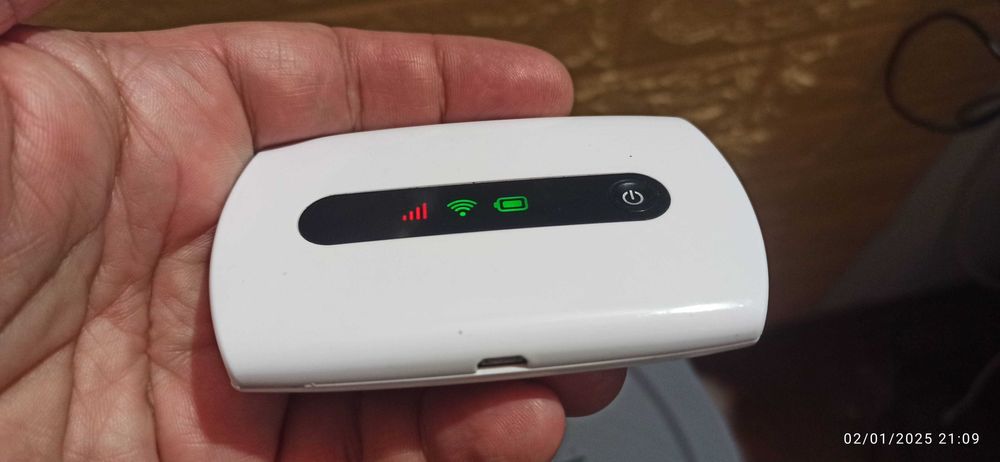 Router Modem 3G Portabil Huawei E5251 H+ WiFi 43,2 Mbps