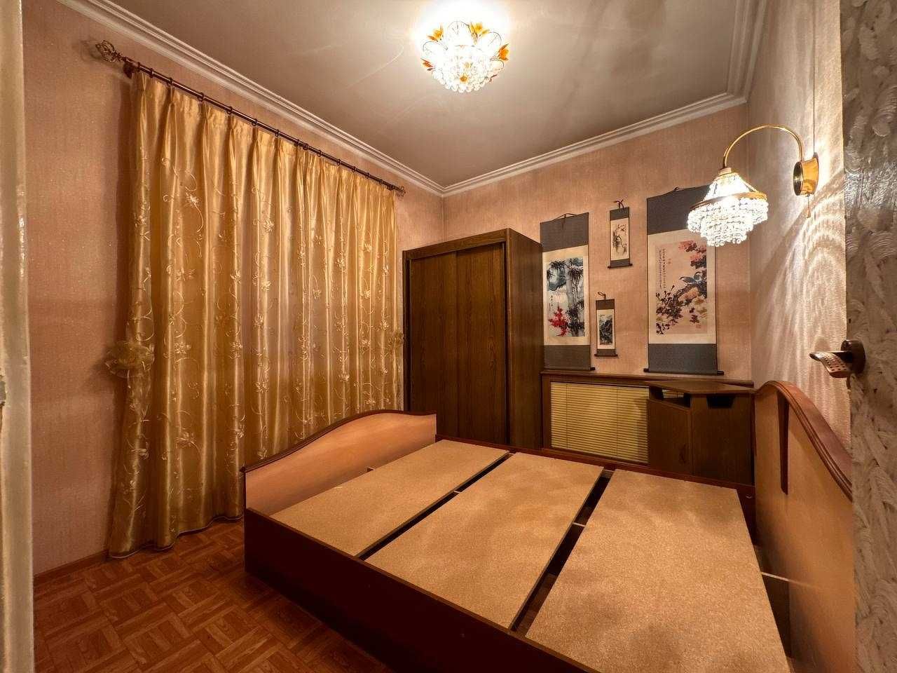 Продаются 2 квартиры по ул Бобура