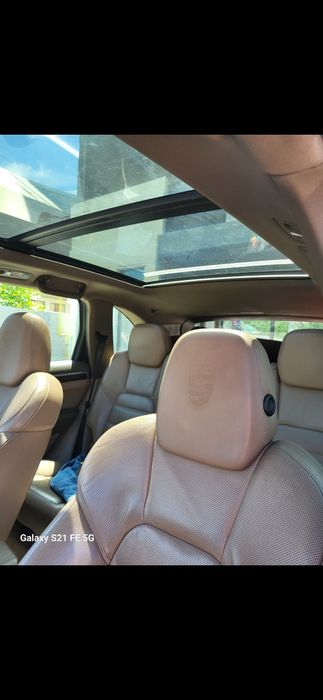 Porsche Cayenne GTS 2013