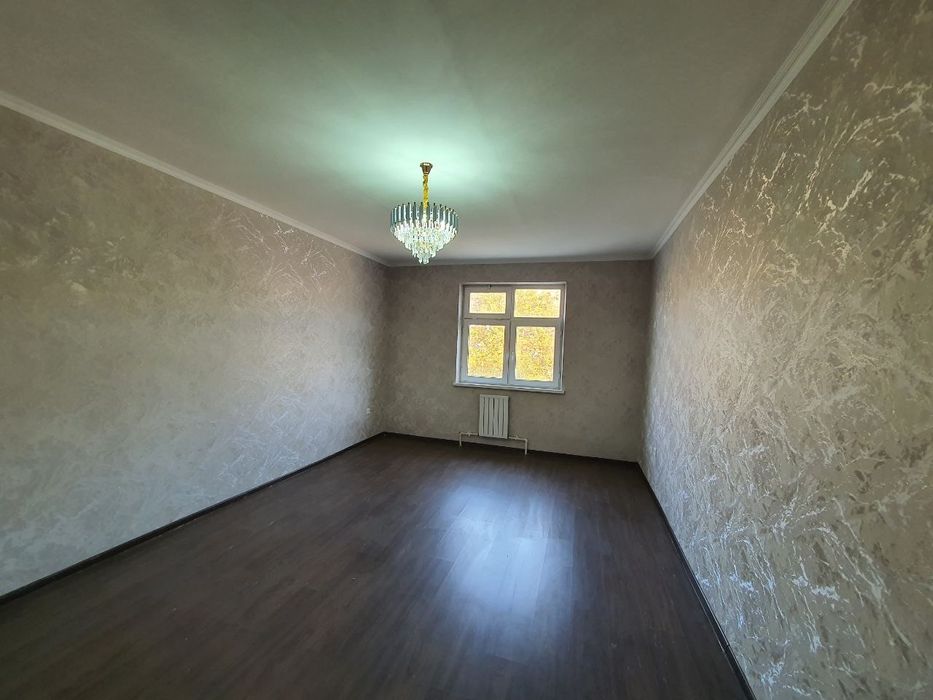 Фрунзенский масивда 3 хонали квартира сотилади