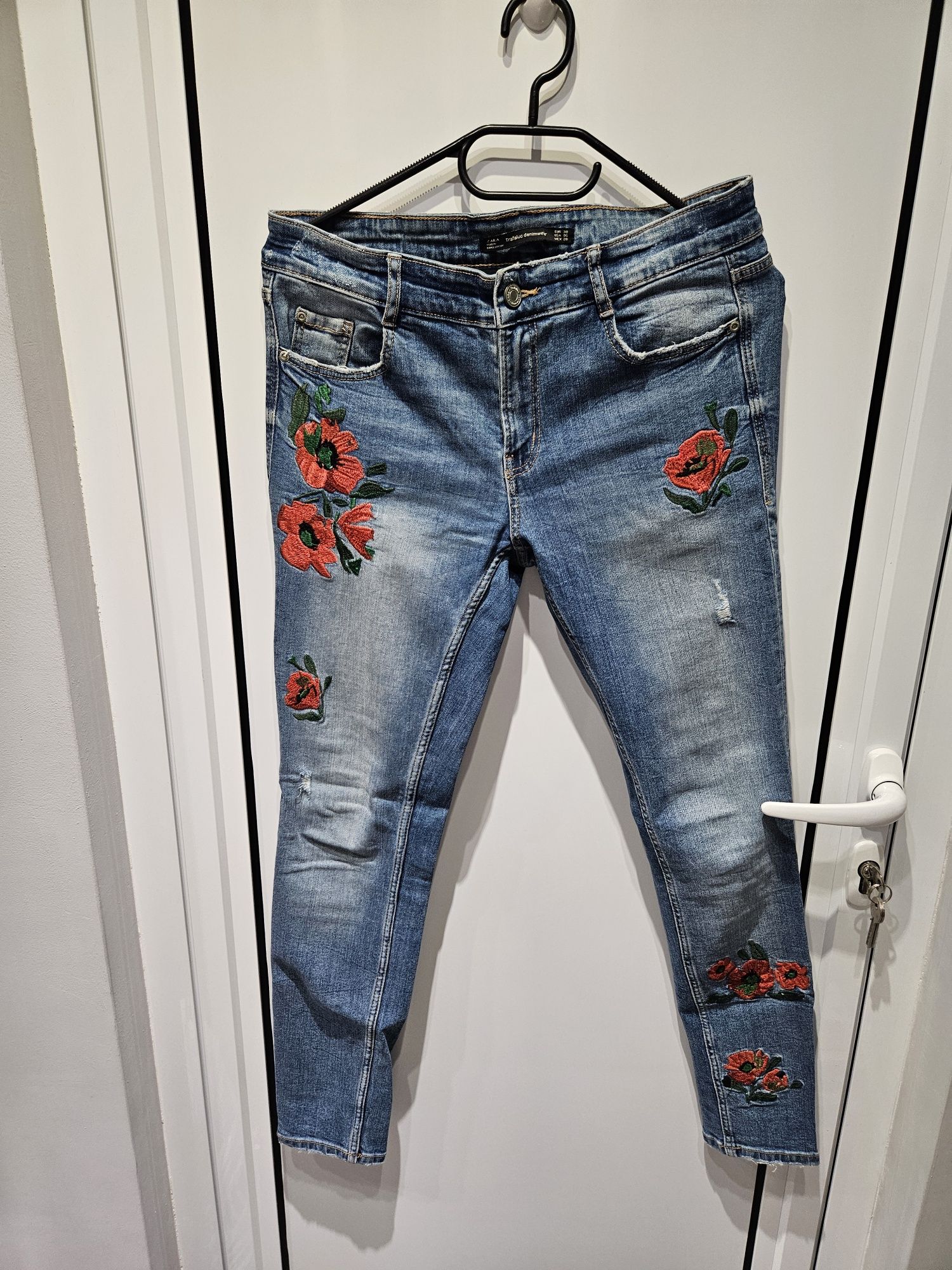 Дънки Reserved нови; дънки ZARA, 36, 38 номер