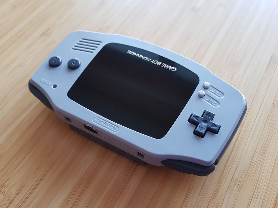 Nintendo Game Boy Advance GBA M2 IPS screen with brightness control