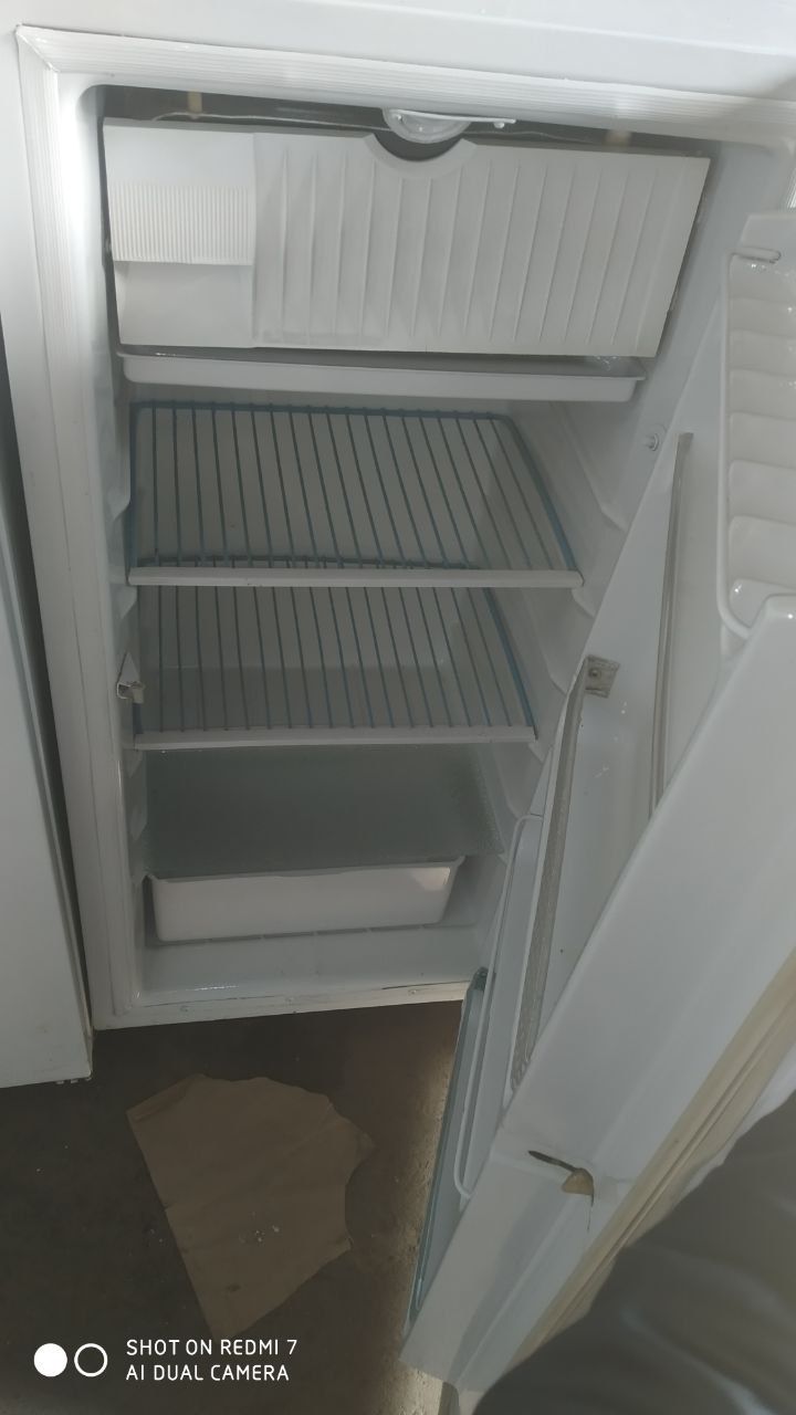 Холодильники срочно продается