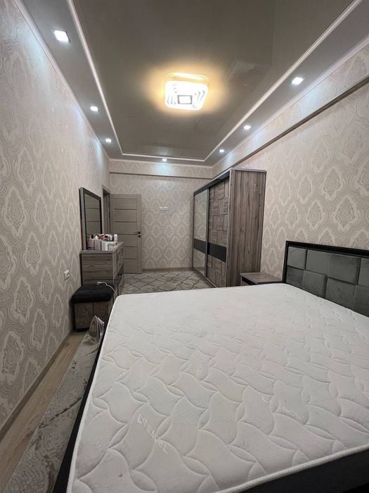 Yunusobod tumani  4- kvartal srochna kvartira