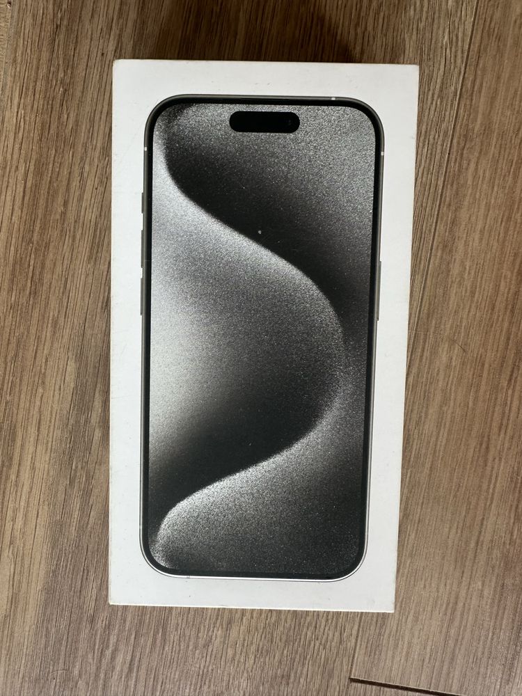 iPhone 15 pro white titanium 128GB