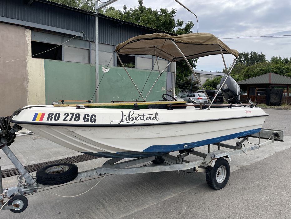 Barca/ambarcatiune,pescuit si agrement cu motor si peridoc 40 cp