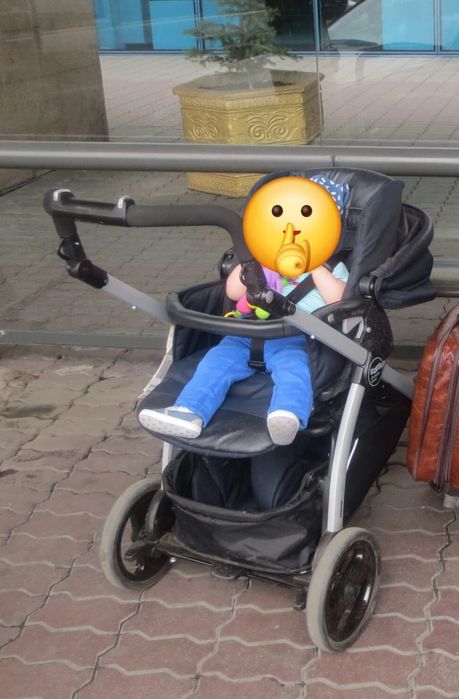 Продается  коляска  Peg-perego
