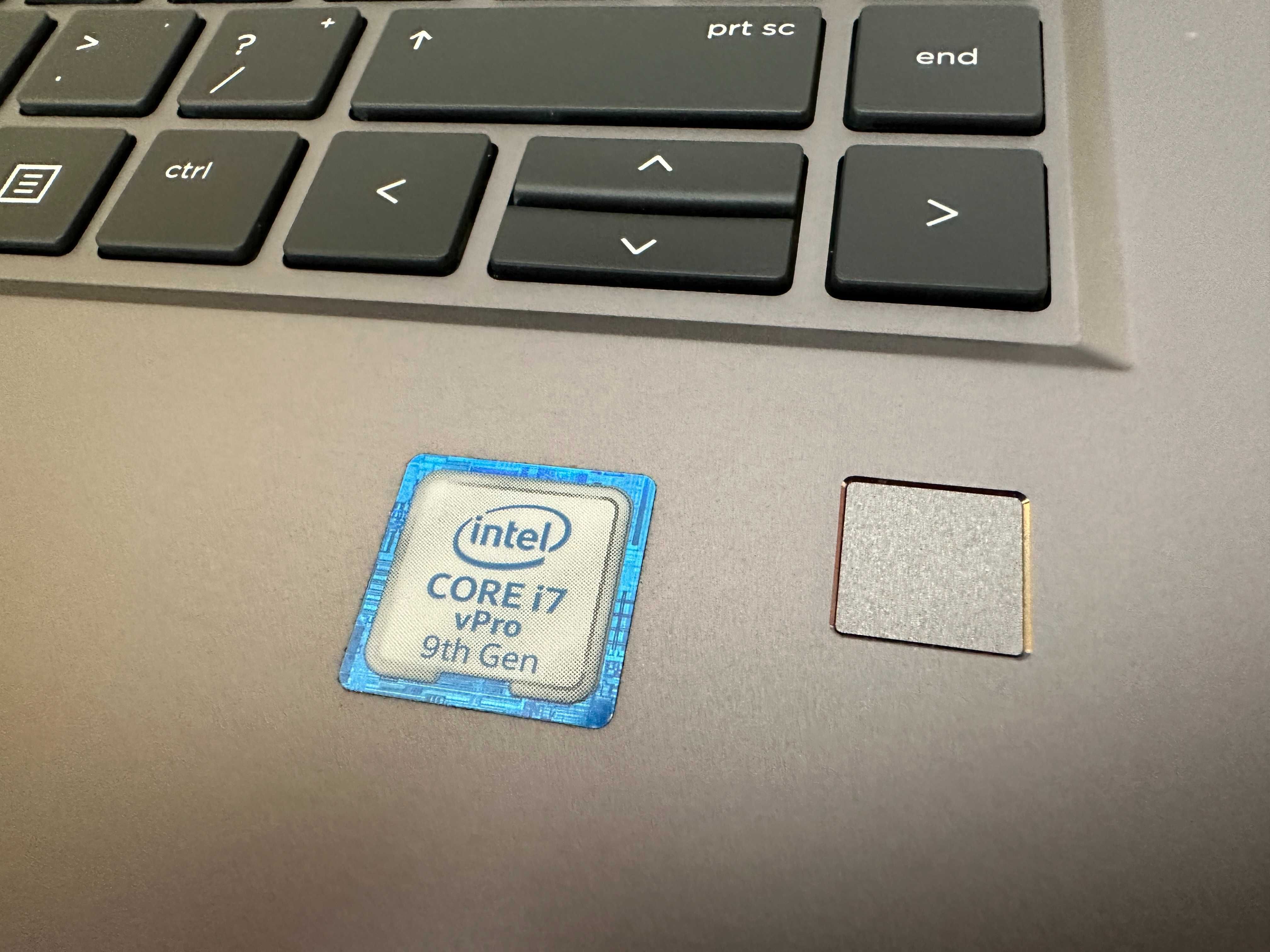 15.6 FHD IPS i7-9850H HP Zbook Studio G6 32GB RAM/512GB SSD/Quadro 4GB