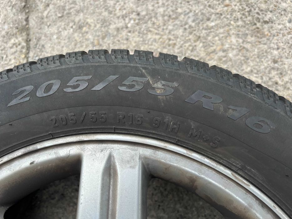 4бр. ОРИГИНАЛНИ алуминиеви джанти 6.5Jx16 ET52.5 5x108 от Волво/Volvo!