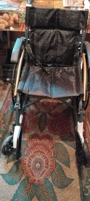 Carucior persoane cu probleme ,stare f buna
