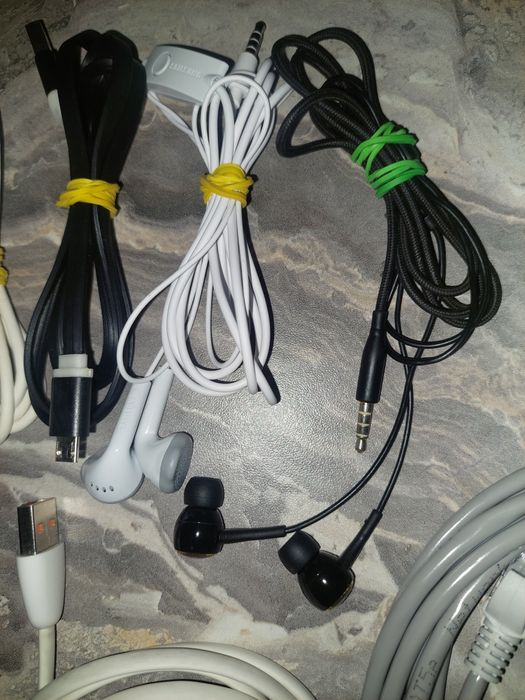 Accesorii Telefoane ,Incarcatoare ,Cabluri