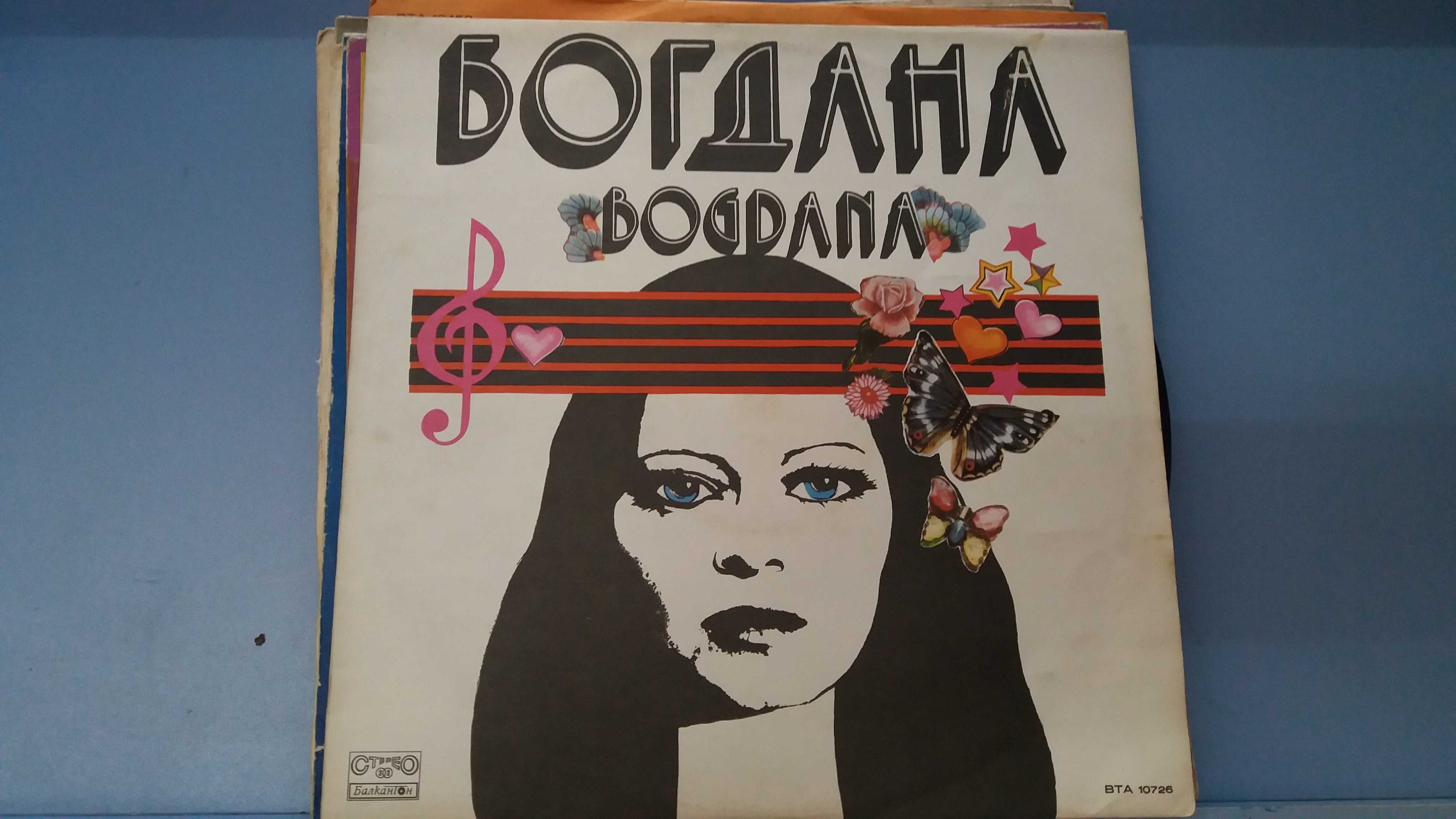 Музикални плочи,8 броя-всяка по 20 лева.