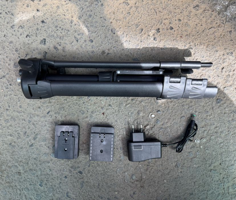 Батарейки, зарядки и ножки для лазерного уровня