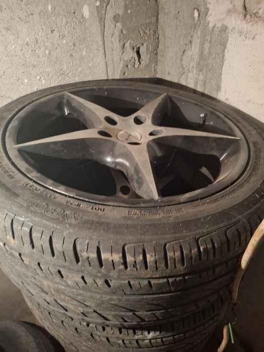 Jante cu cauciucuri de vara 225/45/17 golf ,seat,skoda  5×112