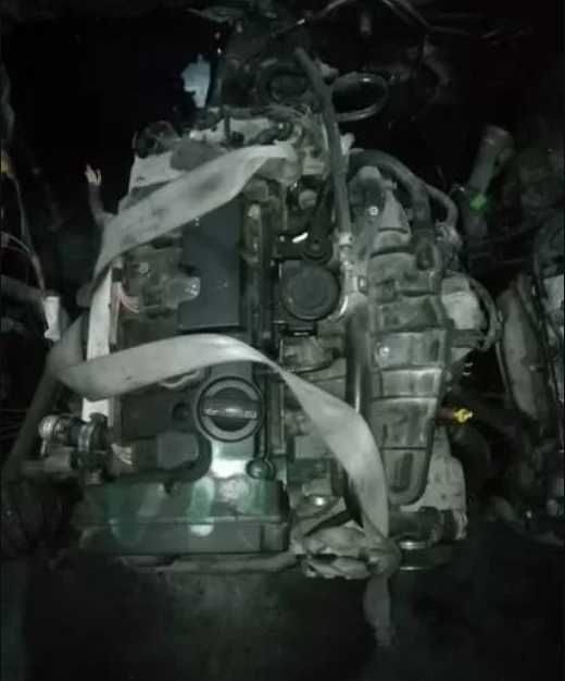 Двигатель Audi BYK 001607