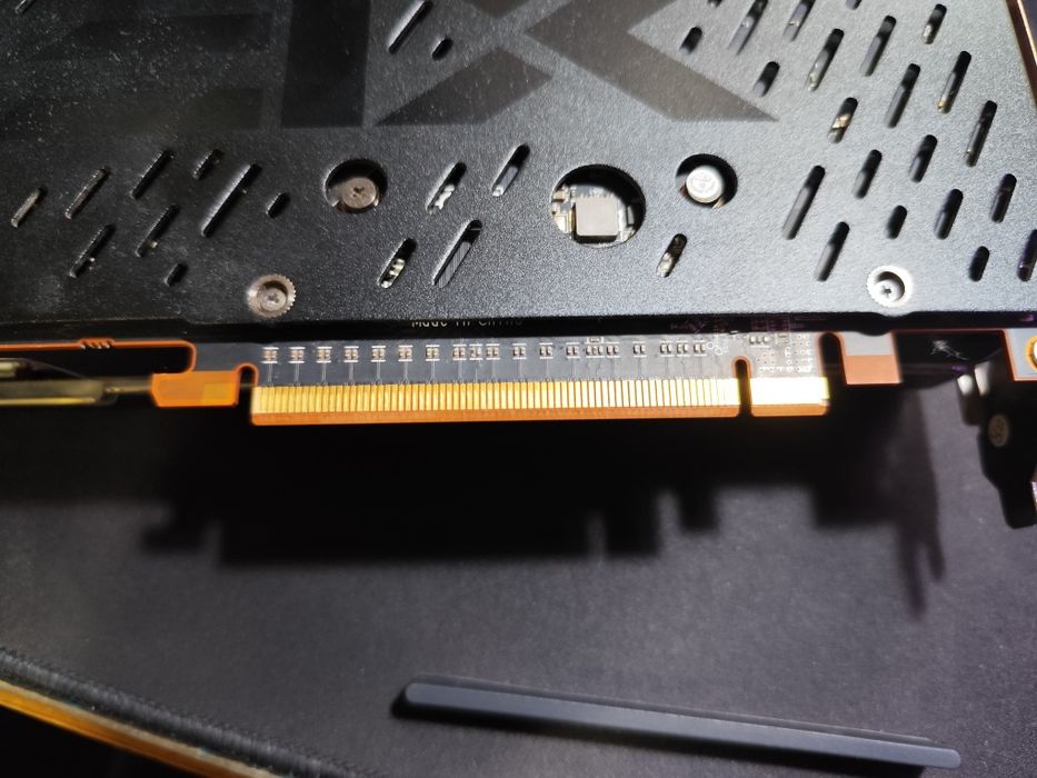 XFX RX 5700 XT Thicc lll Ultra