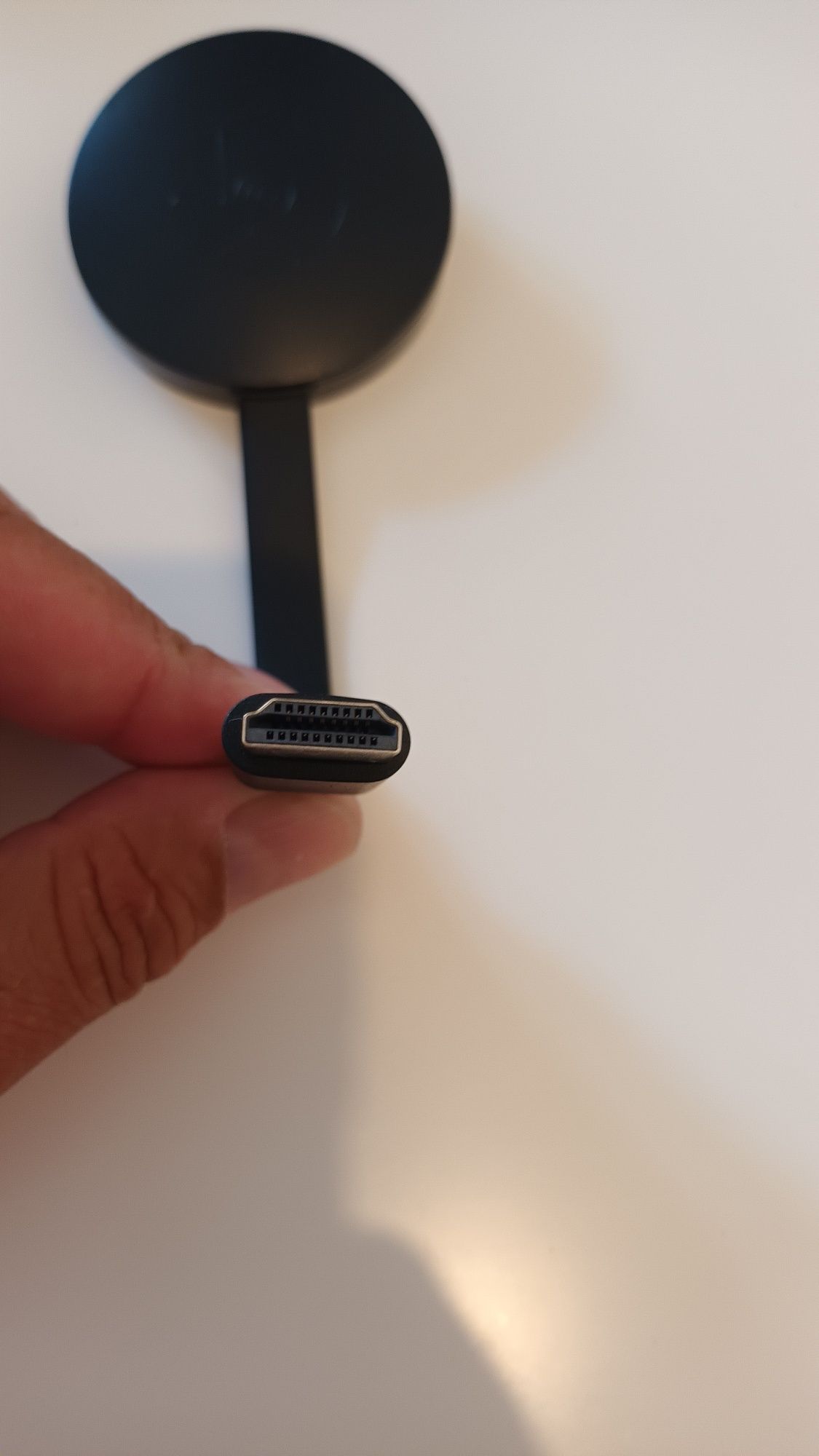 Google Chromecast HDMI Streaming Media Player
In cazul in care nu rasp