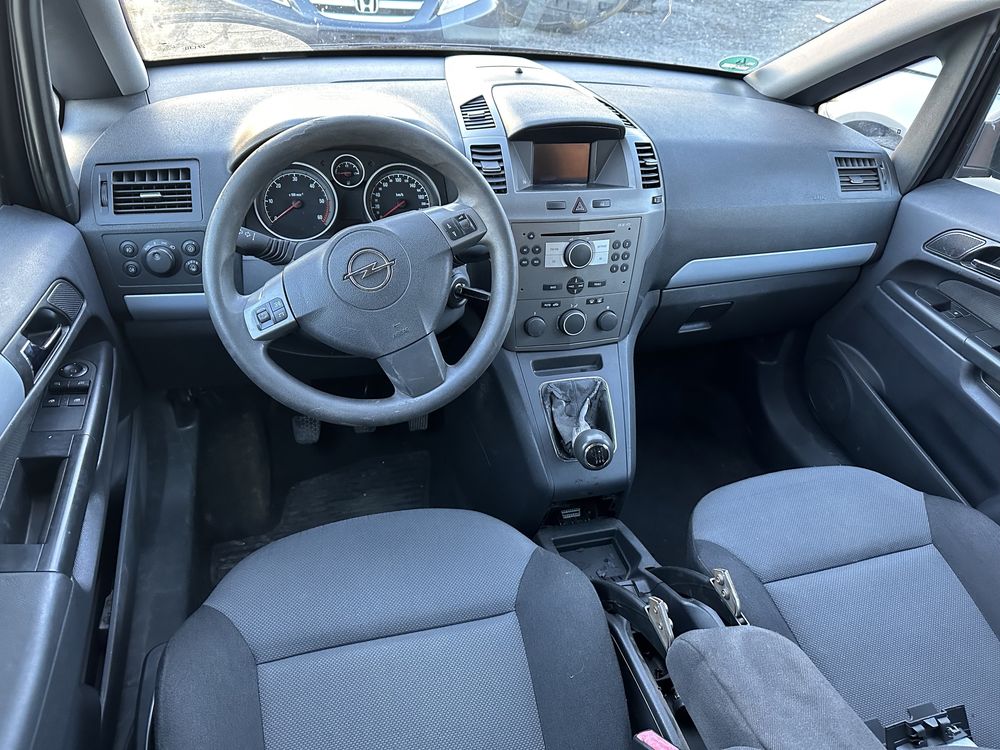 Opel Zafira B 1.9CDTI на части